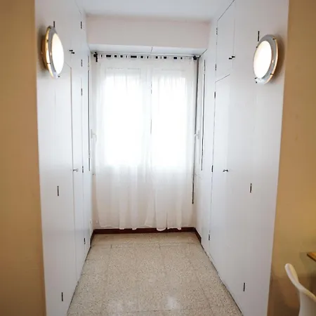 Privada En Piso Compartido Lepanto Hostel *