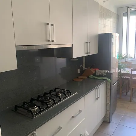 Privada En Piso Compartido Lepanto * Barcelona