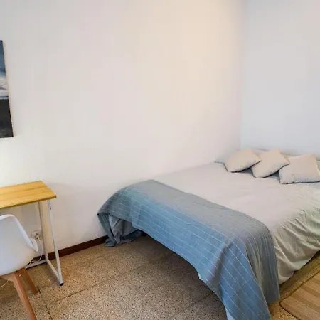 Hostel Privada En Piso Compartido Lepanto Barcelona