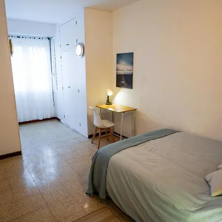 Privada En Piso Compartido Lepanto Hostel Barcelona