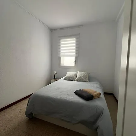 Hostel Privada En Piso Compartido Lepanto Barcelona